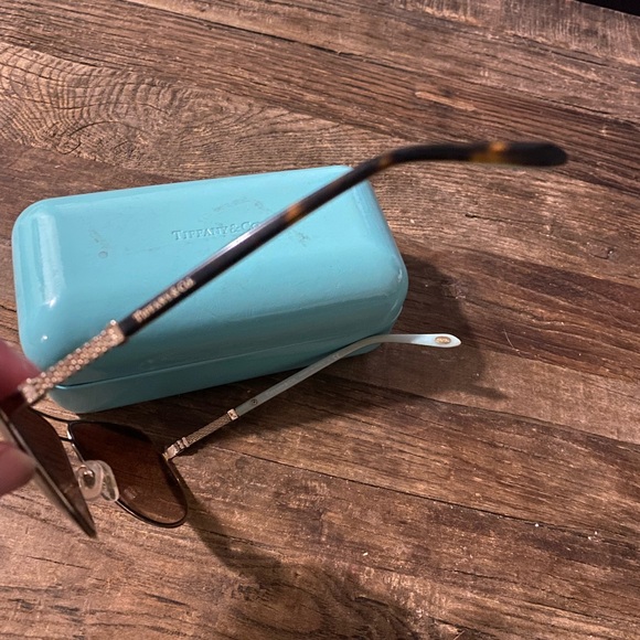 Tiffany & Co. sunglasses - Picture 5 of 7